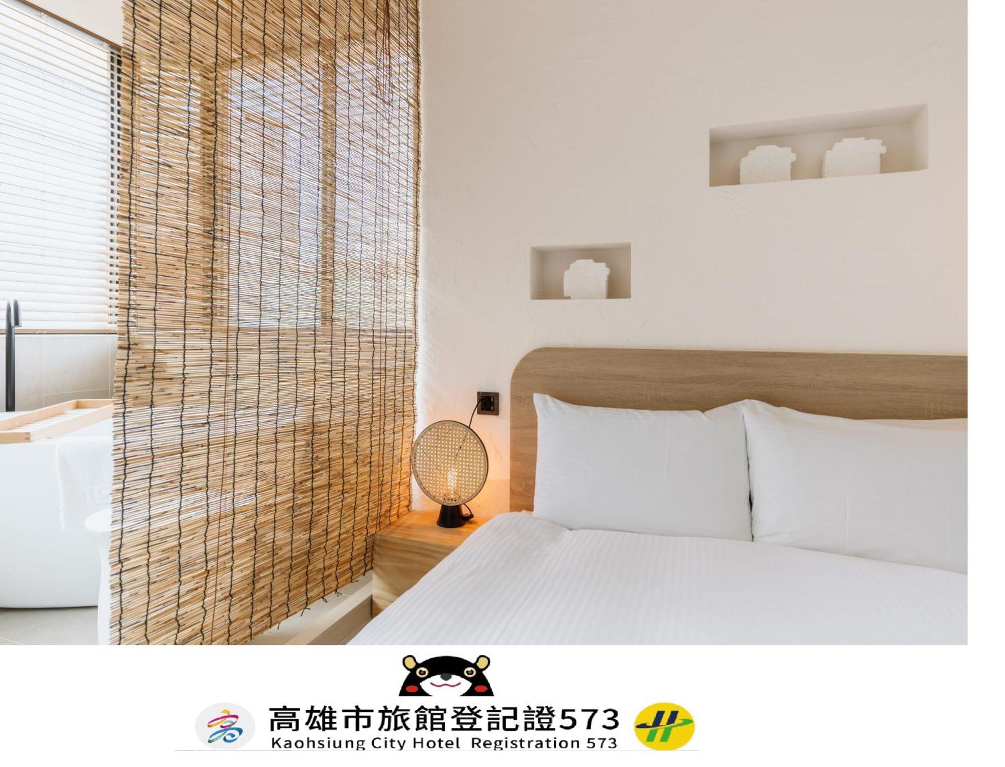 Just Inn Kaohsiung Bagian luar foto