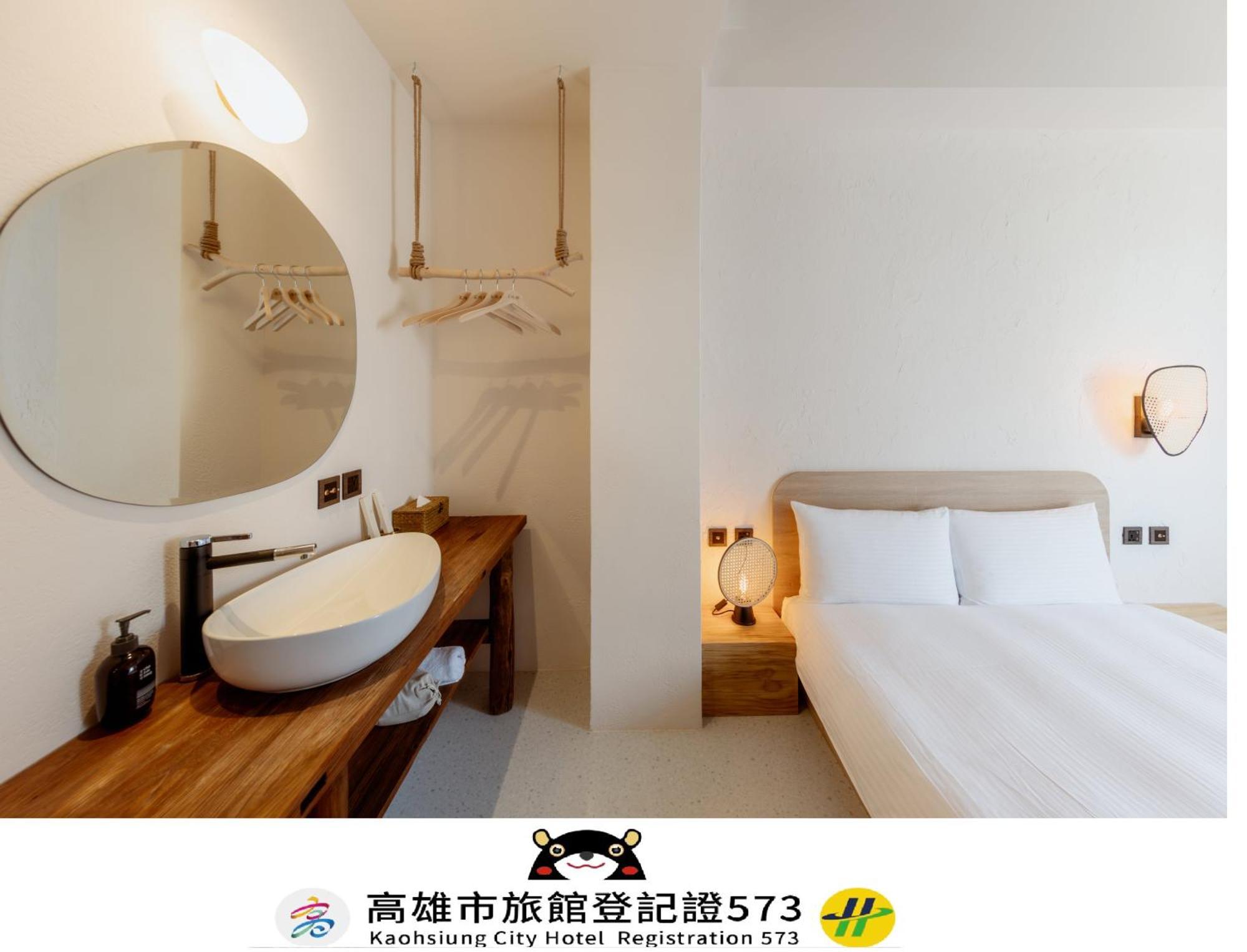 Just Inn Kaohsiung Bagian luar foto