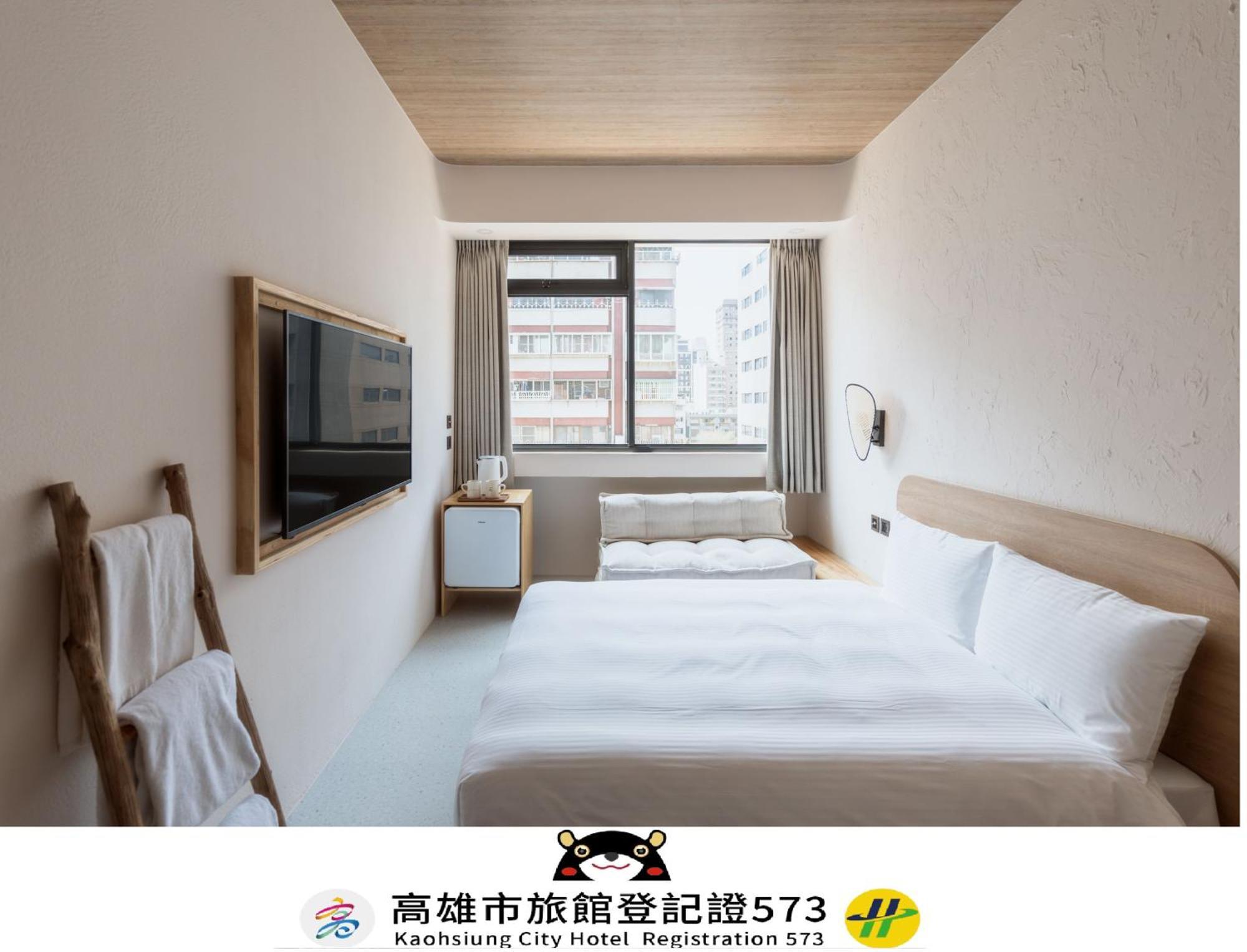 Just Inn Kaohsiung Bagian luar foto